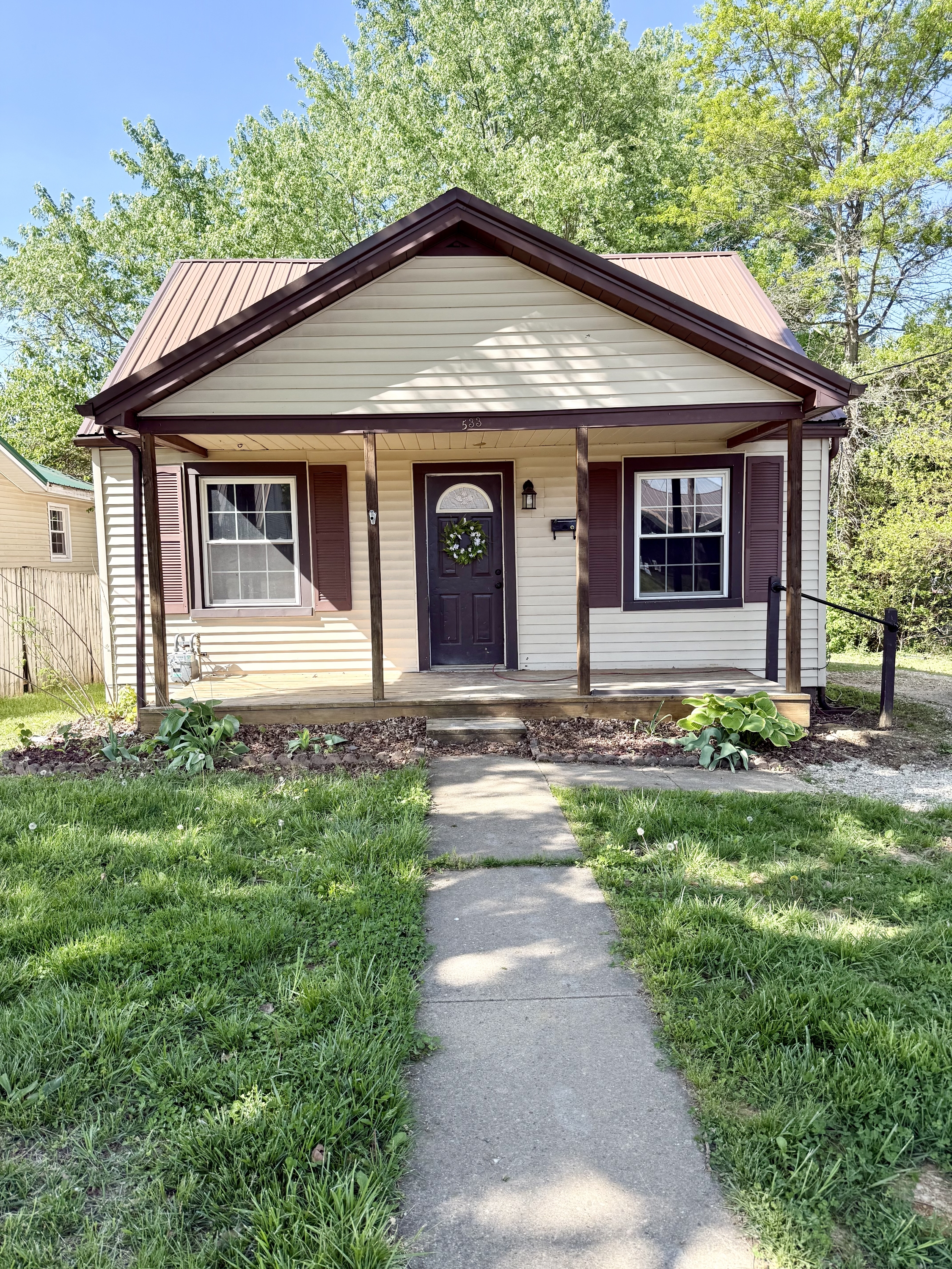 Property main image